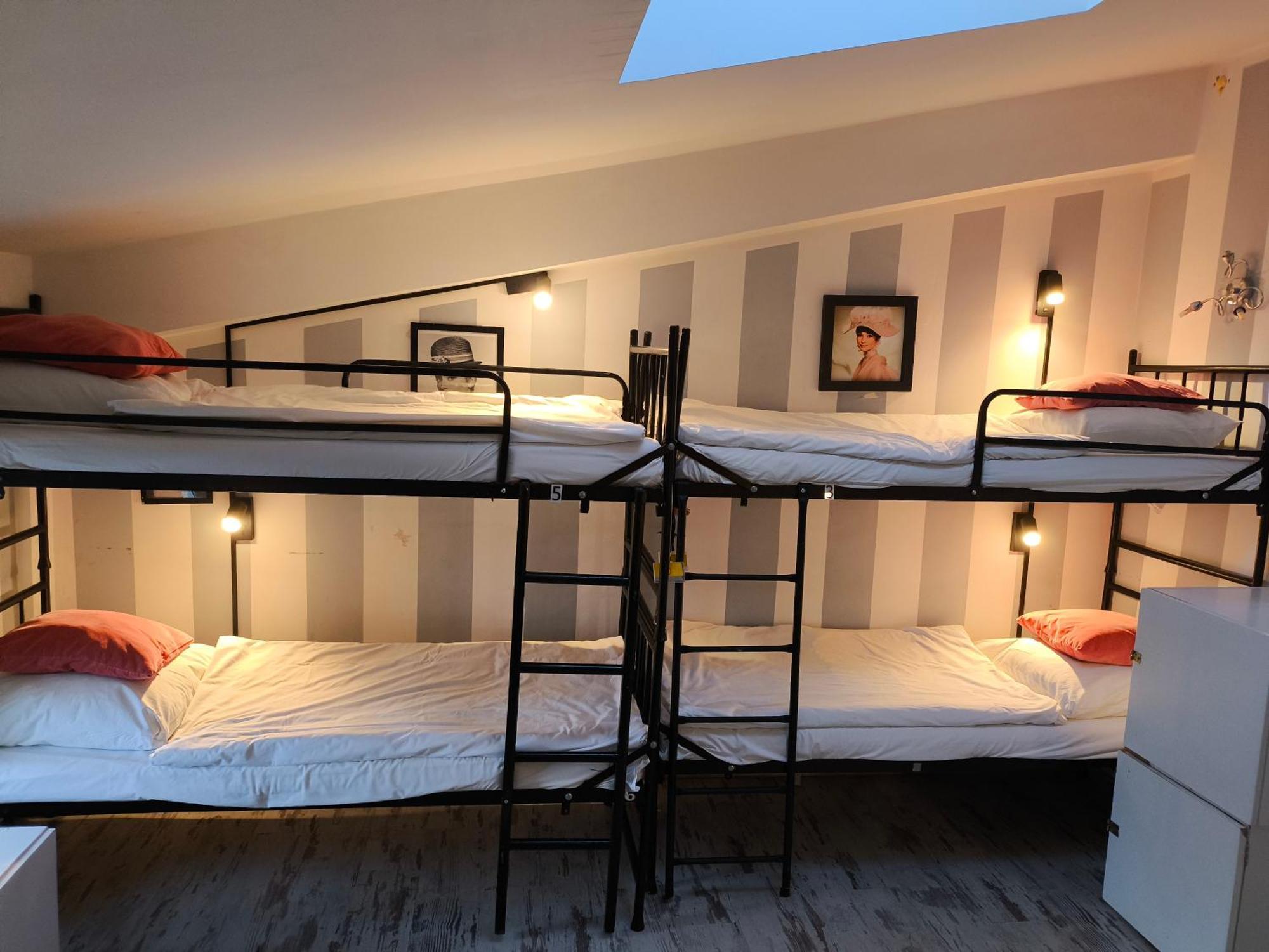 Ab Hostel وارسو المظهر الخارجي الصورة